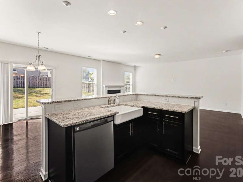 2828 San Saba Street, Charlotte, NC 28214.  MLS# CAR4373803, YatesRealty ID 24571. 