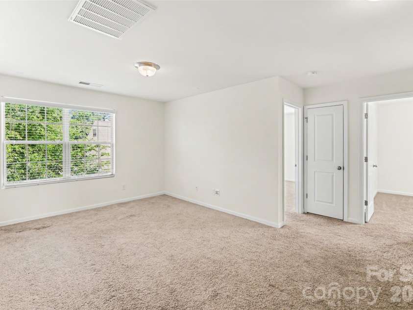 2828 San Saba Street, Charlotte, NC 28214.  MLS# CAR4373803, YatesRealty ID 24571. 