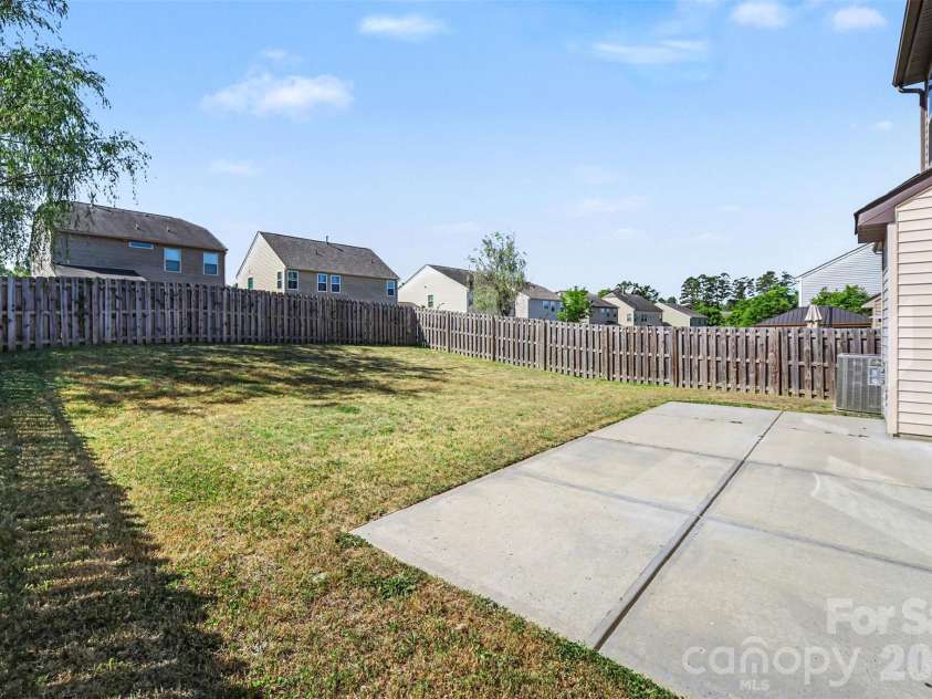 2828 San Saba Street, Charlotte, NC 28214.  MLS# CAR4373803, YatesRealty ID 24571. 