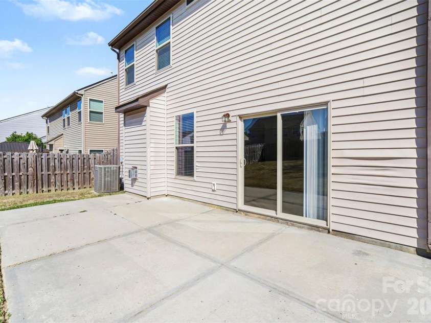 2828 San Saba Street, Charlotte, NC 28214.  MLS# CAR4373803, YatesRealty ID 24571. 