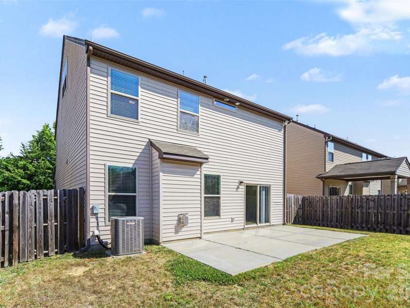 2828 San Saba Street, Charlotte, NC 28214.  MLS# CAR4373803, YatesRealty ID 24571. 