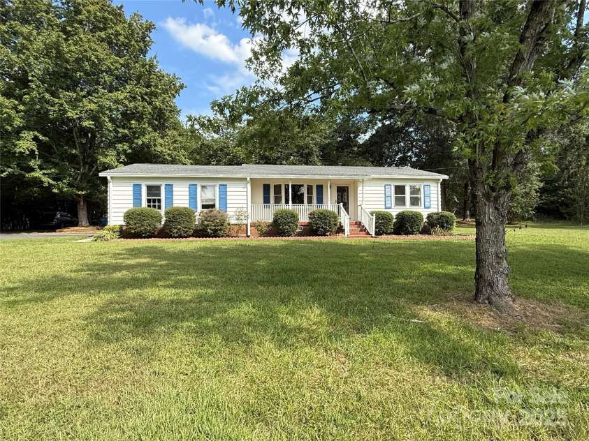 7645 Robinson Church Road, Harrisburg, NC 28075.  MLS# CAR4299540, YatesRealty ID 24571. 
