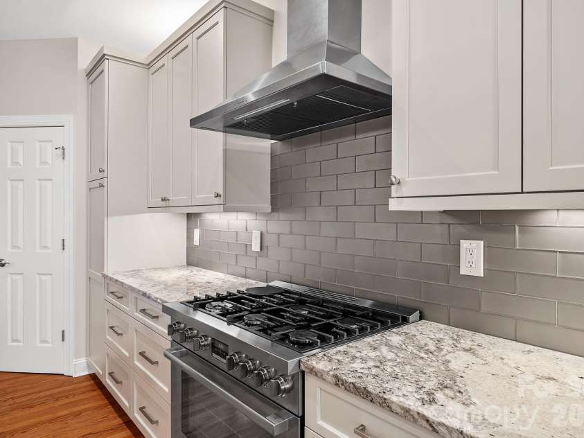 455 Blue Mist Way, Arden, NC 28704.  MLS# CAR4402174, YatesRealty ID 24573. 