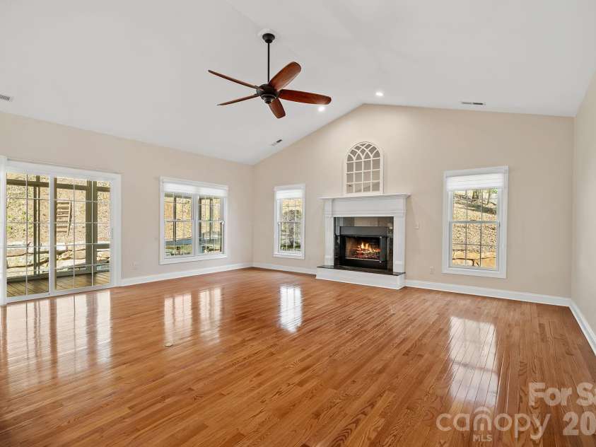 455 Blue Mist Way, Arden, NC 28704.  MLS# CAR4402174, YatesRealty ID 24573. 