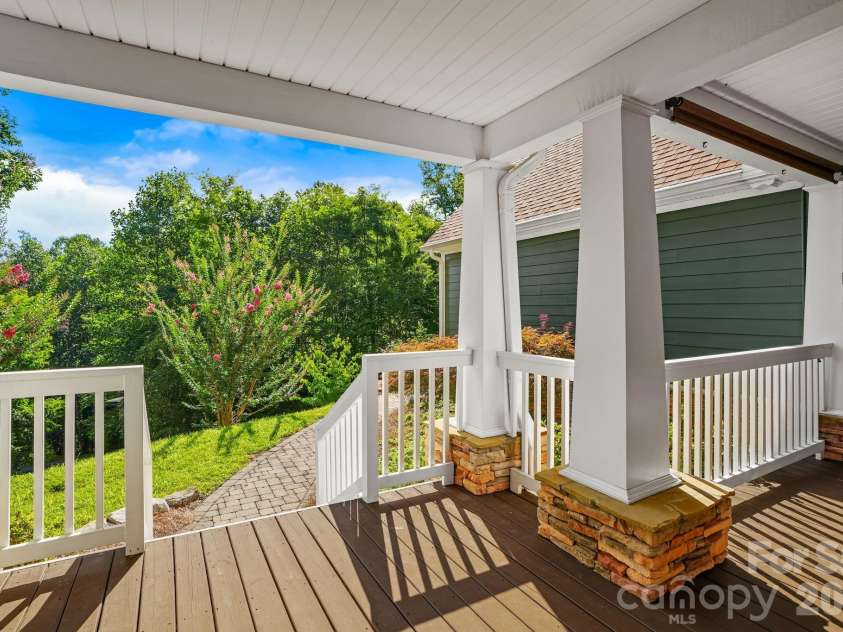 455 Blue Mist Way, Arden, NC 28704.  MLS# CAR4402174, YatesRealty ID 24573. 