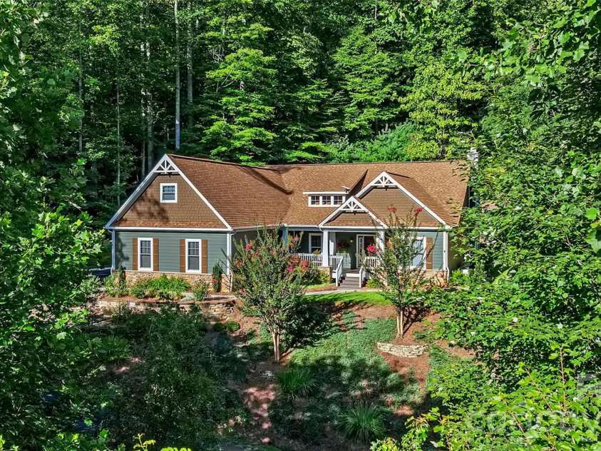 455 Blue Mist Way, Arden, NC 28704.  MLS# CAR4402174, YatesRealty ID 24573. 