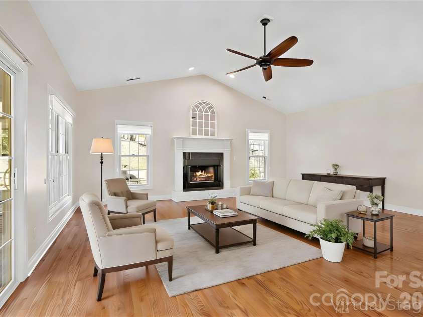 455 Blue Mist Way, Arden, NC 28704.  MLS# CAR4402174, YatesRealty ID 24573. Virtually Staged