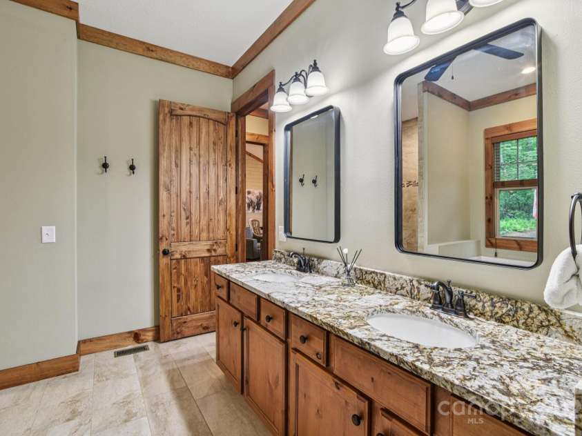 71 Raptor Way, Sapphire, NC 28774.  MLS# CAR4276999, YatesRealty ID 24573. 