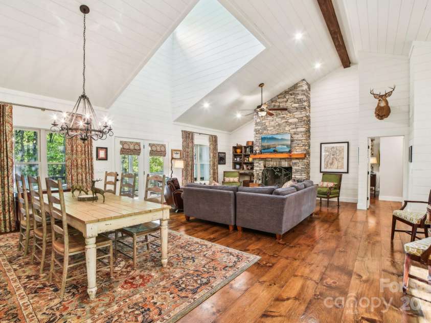 1092 Bald Rock Drive, Sapphire, NC 28774.  MLS# CAR4277235, YatesRealty ID 24574. 