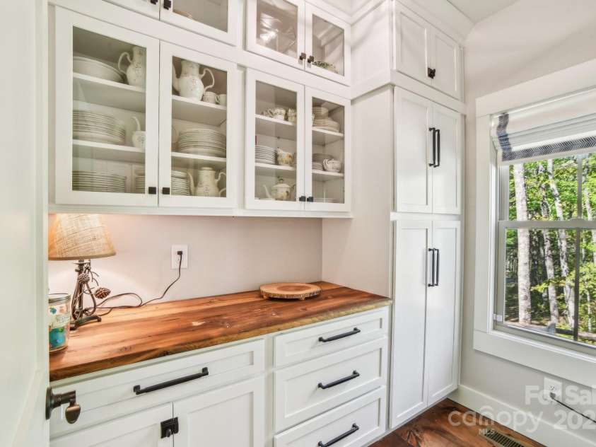 1092 Bald Rock Drive, Sapphire, NC 28774.  MLS# CAR4277235, YatesRealty ID 24574. 