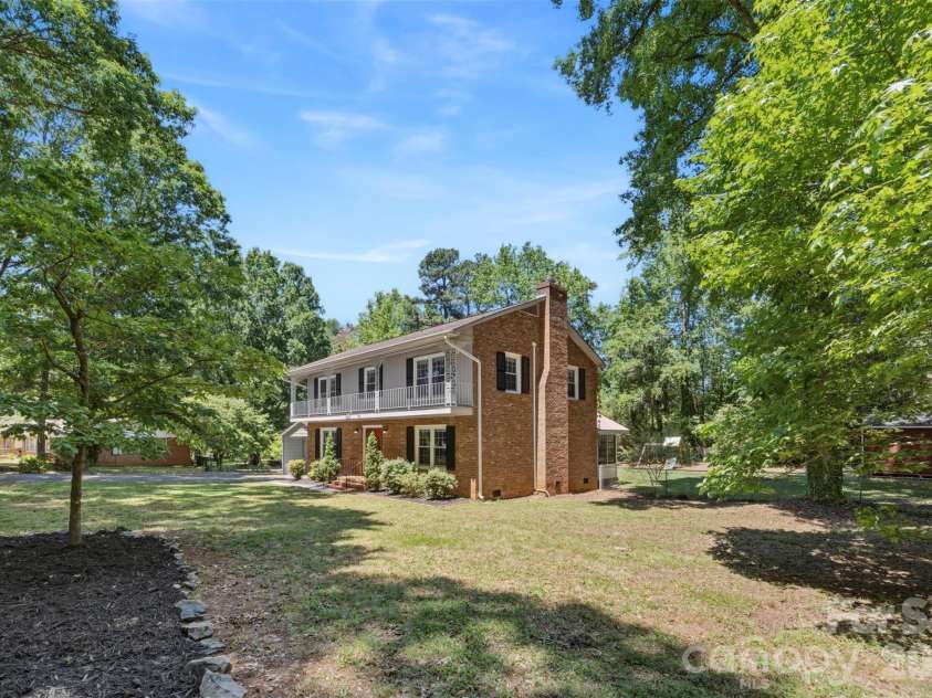 5043 Kittredge Road, Mint Hill, NC 28227.  MLS# CAR4381904, YatesRealty ID 24574. 