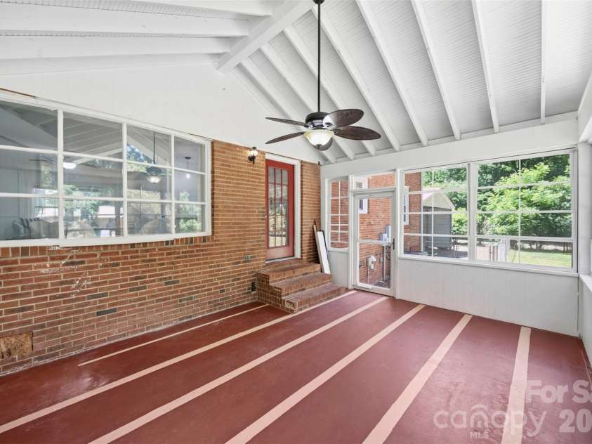 5043 Kittredge Road, Mint Hill, NC 28227.  MLS# CAR4381904, YatesRealty ID 24574. 