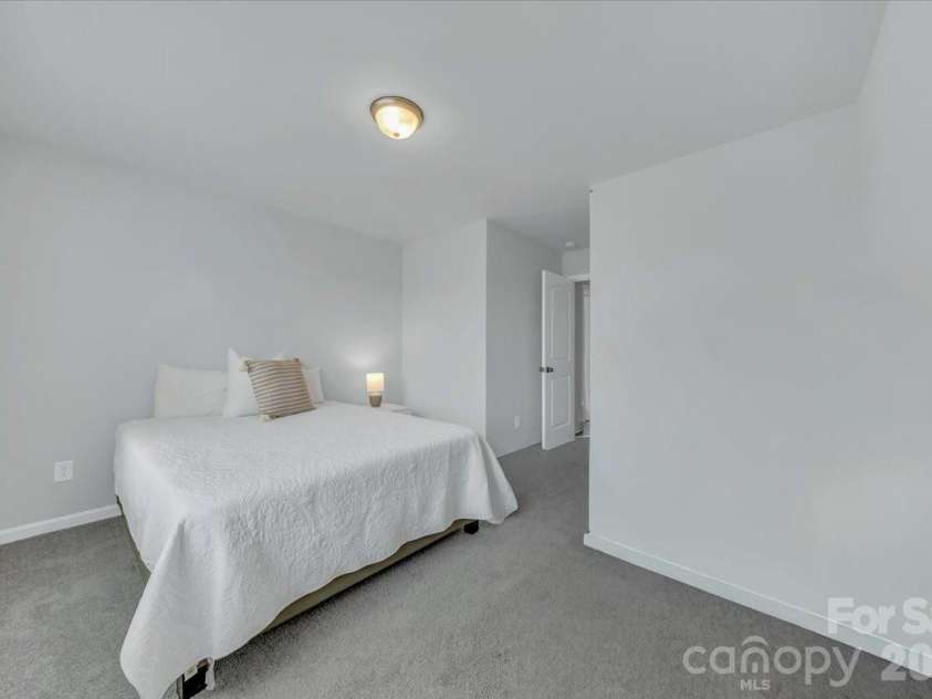 11310 Bartrams Way, Charlotte, NC 28278.  MLS# CAR4345308, YatesRealty ID 24575. Third Bedroom