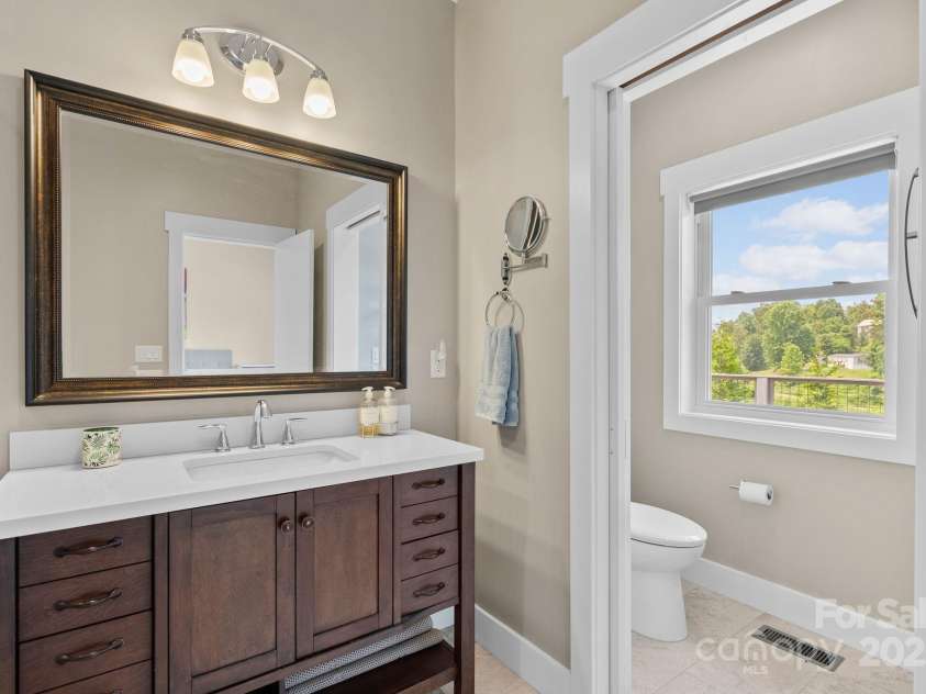 41 Bell Sprinkle Road, Weaverville, NC 28787.  MLS# CAR4268060, YatesRealty ID 24576. 