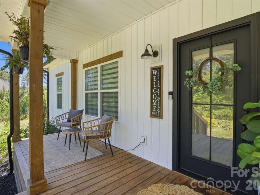 5118 Star Magnolia Court, Clover, SC 29710.  MLS# CAR4380048, YatesRealty ID 24576. 