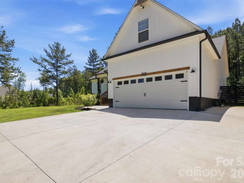 5118 Star Magnolia Court, Clover, SC 29710.  MLS# CAR4380048, YatesRealty ID 24576. 