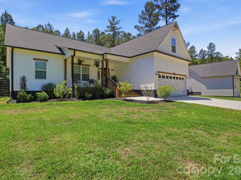 5118 Star Magnolia Court, Clover, SC 29710.  MLS# CAR4380048, YatesRealty ID 24576. 