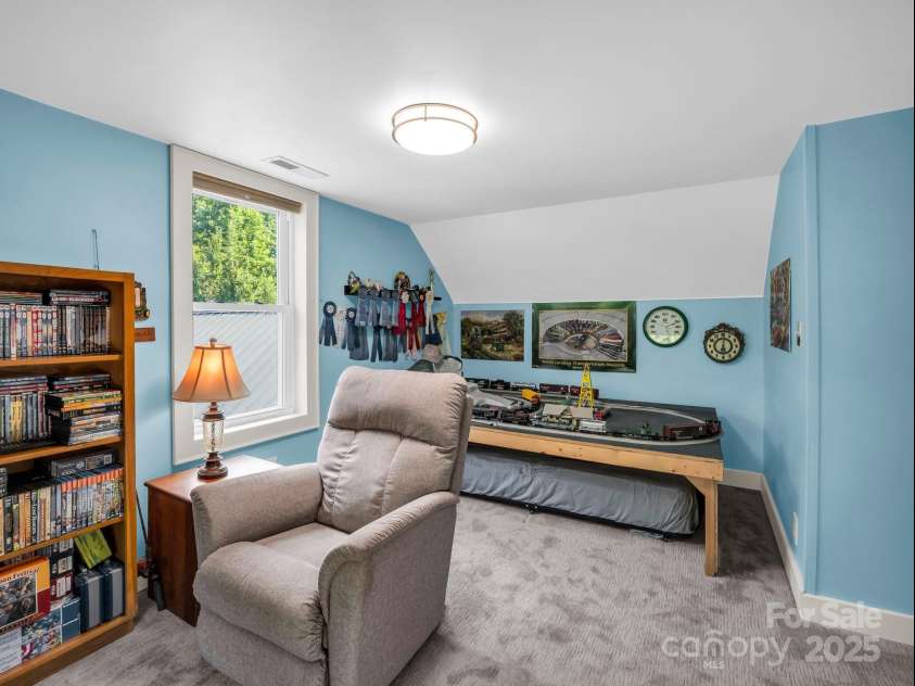 55 Lanier Street, Tryon, NC 28782.  MLS# CAR4276208, YatesRealty ID 24579. 