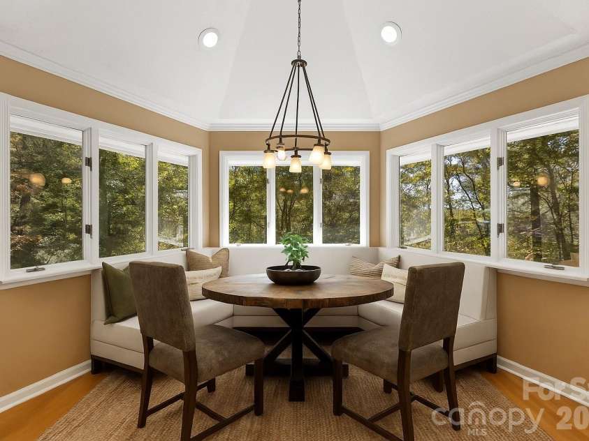 8 Covewood Road, Asheville, NC 28805.  MLS# CAR4364528, YatesRealty ID 24579. Virtually Staged
