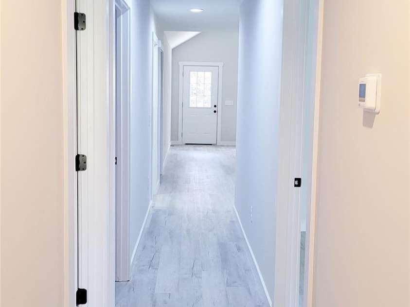 1460 23rd Street, Hickory, NC 28602.  MLS# CAR4215083, YatesRealty ID 2458. 