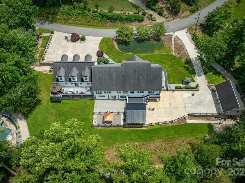 200 Little Acres Drive, Marion, NC 28752.  MLS# CAR4268470, YatesRealty ID 2458. 