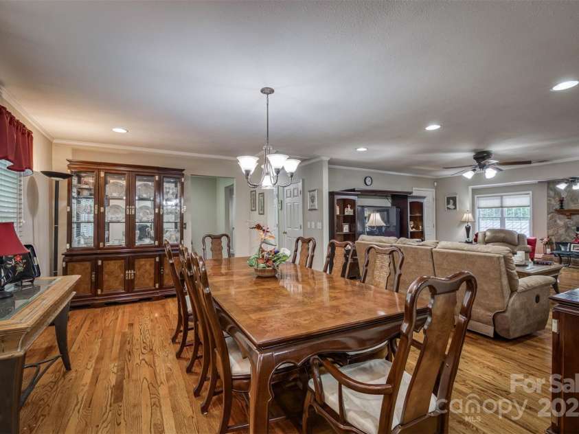 200 Little Acres Drive, Marion, NC 28752.  MLS# CAR4268470, YatesRealty ID 2458. 