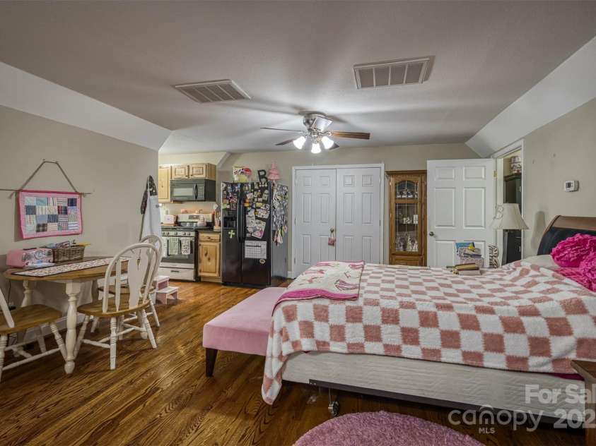 200 Little Acres Drive, Marion, NC 28752.  MLS# CAR4268470, YatesRealty ID 2458. 