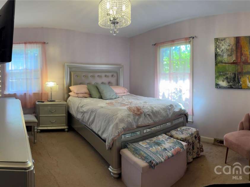 106 Condover Place, Charlotte, NC 28270.  MLS# CAR4268286, YatesRealty ID 24581. 