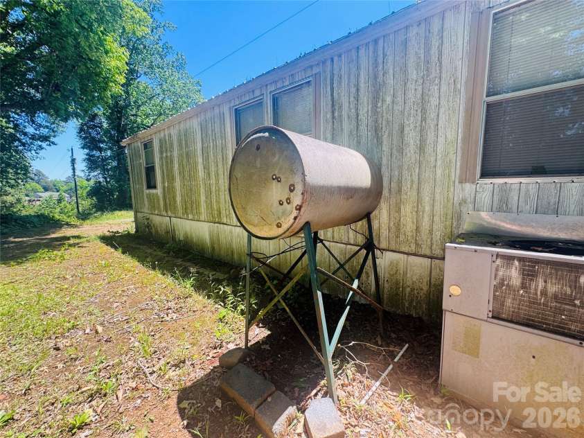 1178 Pierce Drive, Salisbury, NC 28146.  MLS# CAR4381288, YatesRealty ID 24581. 