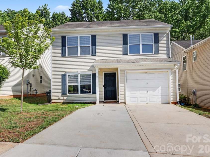 1213 Allegiance Drive, Charlotte, NC 28217.  MLS# CAR4367482, YatesRealty ID 24583. 