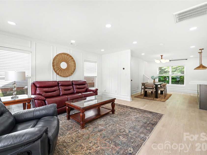1213 Allegiance Drive, Charlotte, NC 28217.  MLS# CAR4367482, YatesRealty ID 24583. 