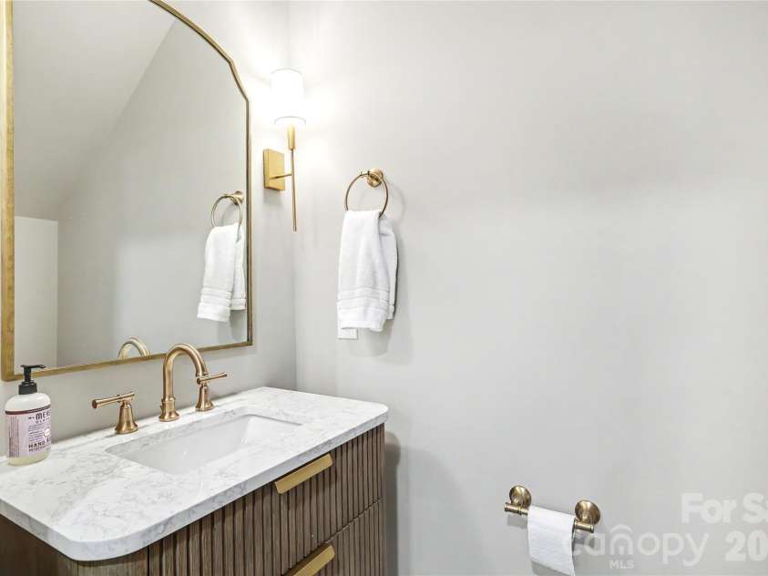 1213 Allegiance Drive, Charlotte, NC 28217.  MLS# CAR4367482, YatesRealty ID 24583. 