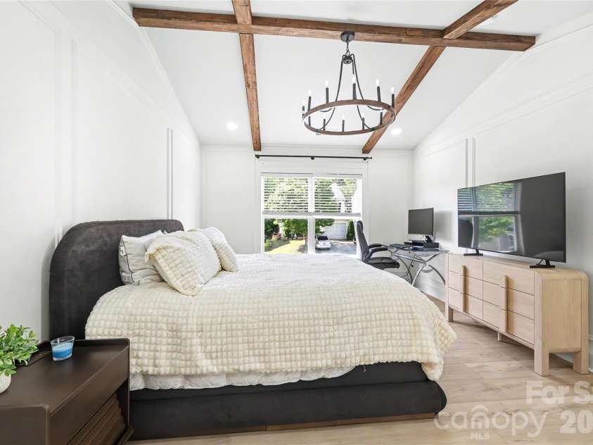 1213 Allegiance Drive, Charlotte, NC 28217.  MLS# CAR4367482, YatesRealty ID 24583. 