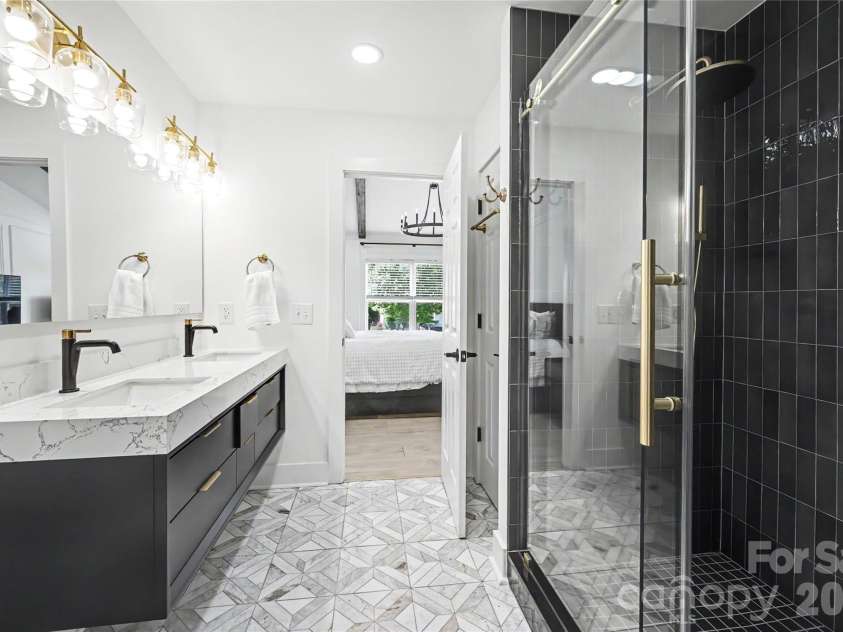 1213 Allegiance Drive, Charlotte, NC 28217.  MLS# CAR4367482, YatesRealty ID 24583. 
