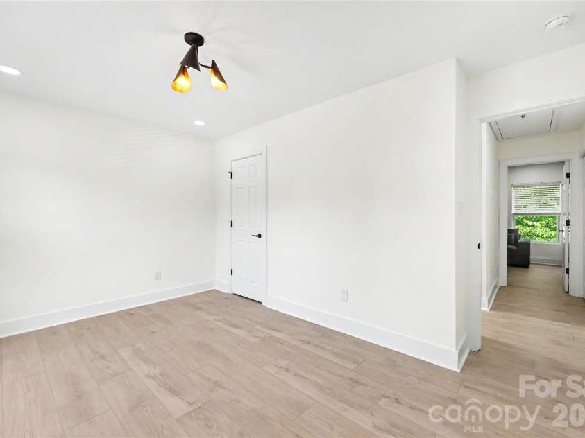 1213 Allegiance Drive, Charlotte, NC 28217.  MLS# CAR4367482, YatesRealty ID 24583. 