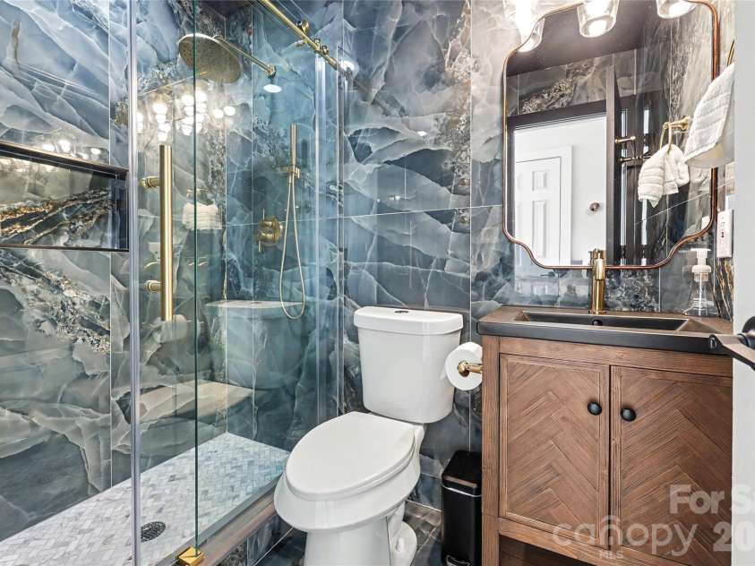 1213 Allegiance Drive, Charlotte, NC 28217.  MLS# CAR4367482, YatesRealty ID 24583. 