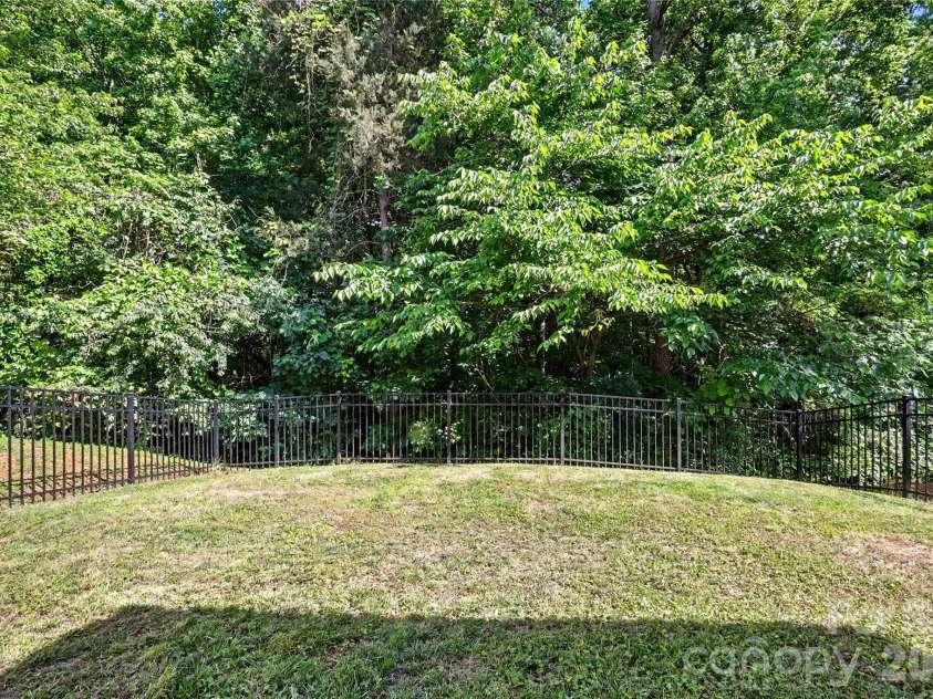 1213 Allegiance Drive, Charlotte, NC 28217.  MLS# CAR4367482, YatesRealty ID 24583. 