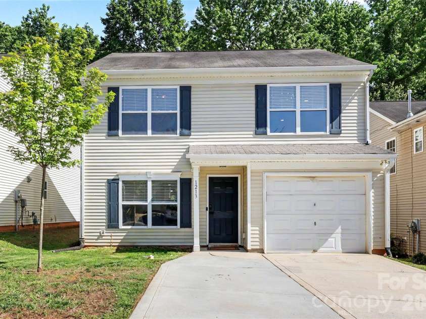 1213 Allegiance Drive, Charlotte, NC 28217.  MLS# CAR4367482, YatesRealty ID 24583. 