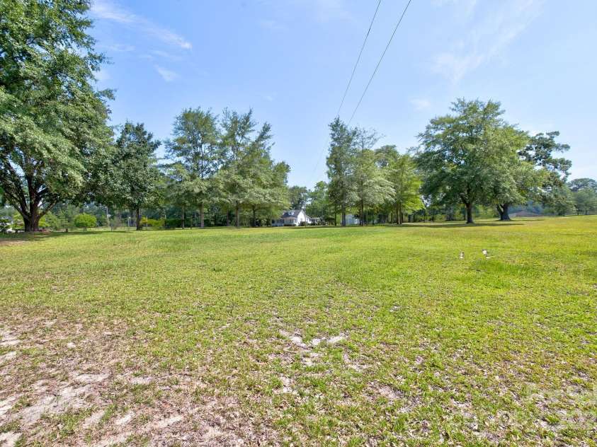 4070 Timrod Road, Bethune, SC 29009.  MLS# CAR4278257, YatesRealty ID 24584. 