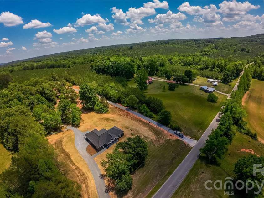 3100 Henry Knob Road, Clover, SC 29710.  MLS# CAR4385141, YatesRealty ID 24585. 