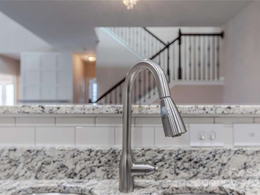 8603 Bookwalter Court, Charlotte, NC 28277.  MLS# CAR4286870, YatesRealty ID 24586. 