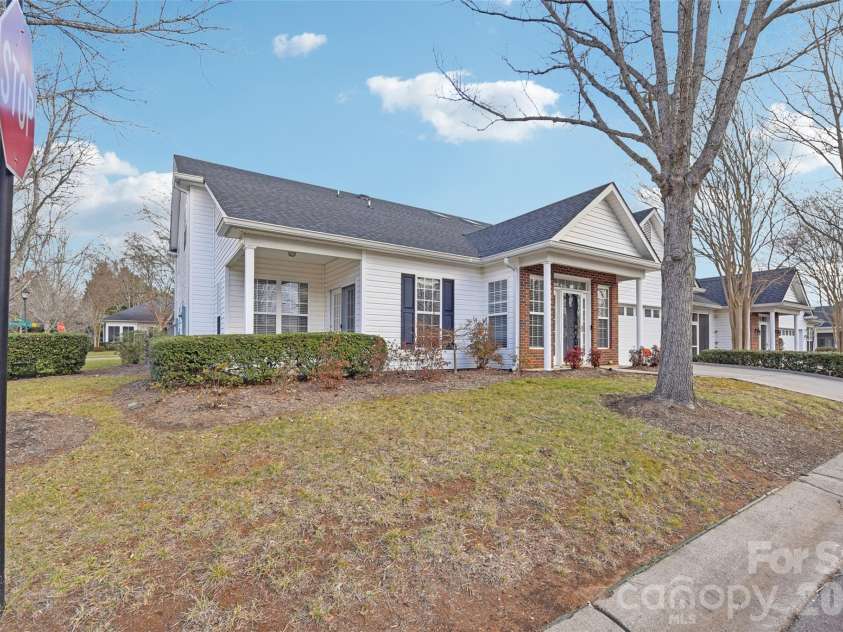 8603 Bookwalter Court, Charlotte, NC 28277.  MLS# CAR4340517, YatesRealty ID 24586. 