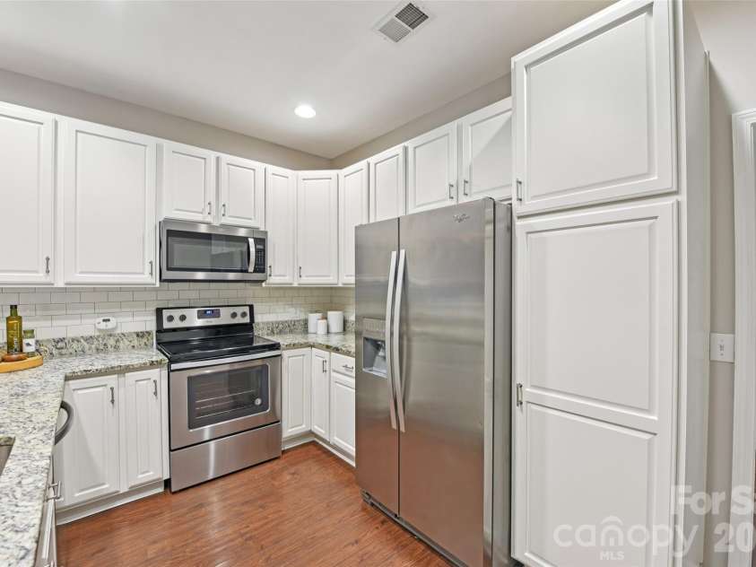 8603 Bookwalter Court, Charlotte, NC 28277.  MLS# CAR4340517, YatesRealty ID 24586. 