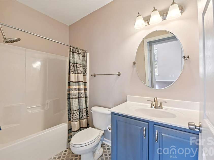 8603 Bookwalter Court, Charlotte, NC 28277.  MLS# CAR4340517, YatesRealty ID 24586. Guest First Floor Full Bathroom