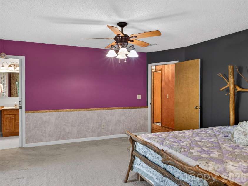 255 Westover Lane, Burnsville, NC 28714.  MLS# CAR4379846, YatesRealty ID 24587. 