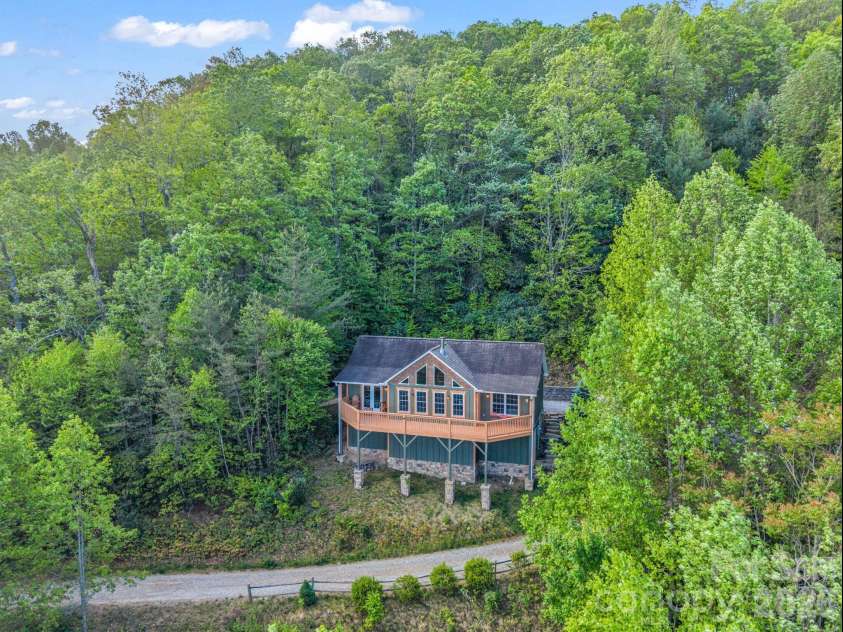 603 Pace Mountain Road, Saluda, NC 28773.  MLS# CAR4375327, YatesRealty ID 24588. 