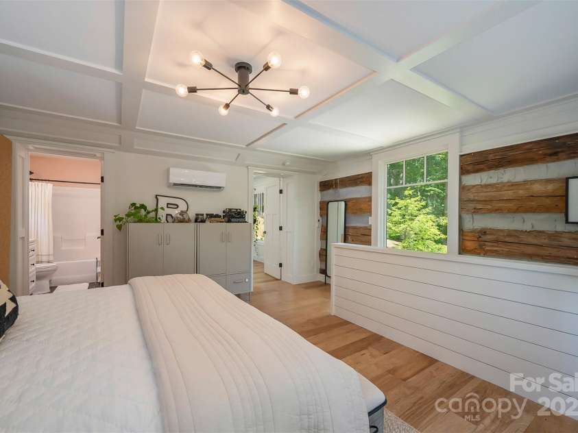 54 Holland Drive, Columbus, NC 28722.  MLS# CAR4309470, YatesRealty ID 2459. 