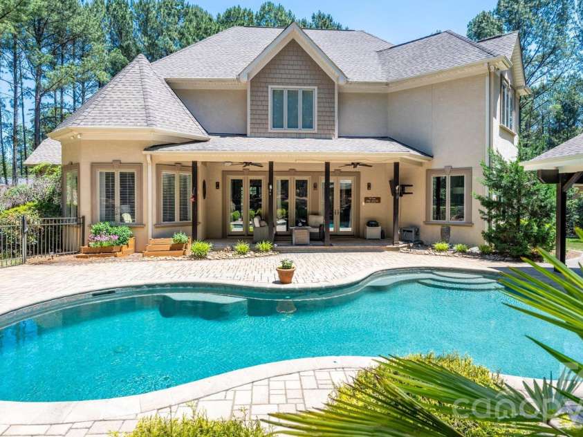 7315 Bay Ridge Drive, Denver, NC 28037.  MLS# CAR4382243, YatesRealty ID 24590. 