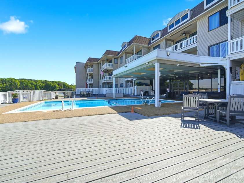 7831 Spinnaker Bay Drive, Sherrills Ford, NC 28673.  MLS# CAR4379933, YatesRealty ID 24592. 