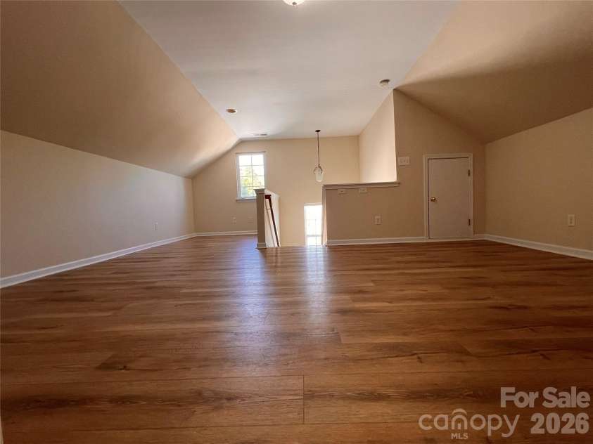 7709 Greylock Ridge Road, Matthews, NC 28105.  MLS# CAR4374056, YatesRealty ID 24593. Bonus Room